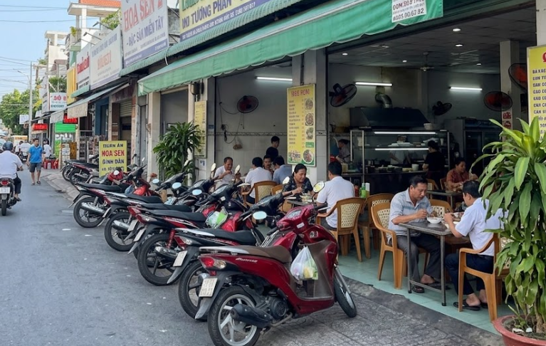 Gián Đức Trong Nhà Hàng: Vì Sao Khó Kiểm Soát?